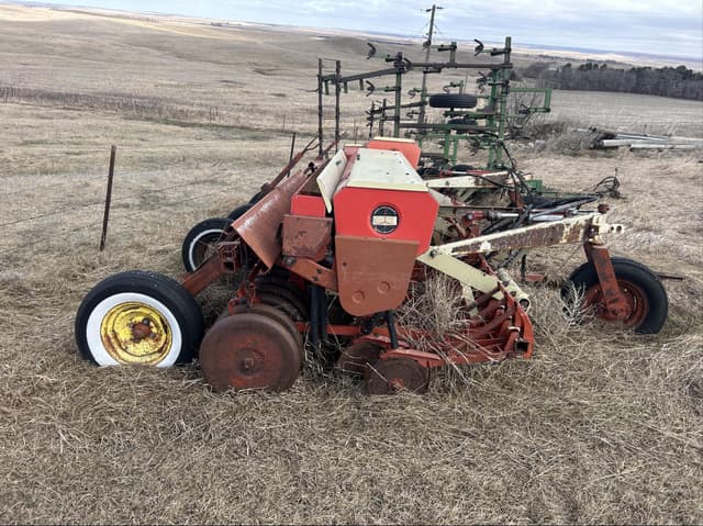 Image of Melroe 202 equipment image 1