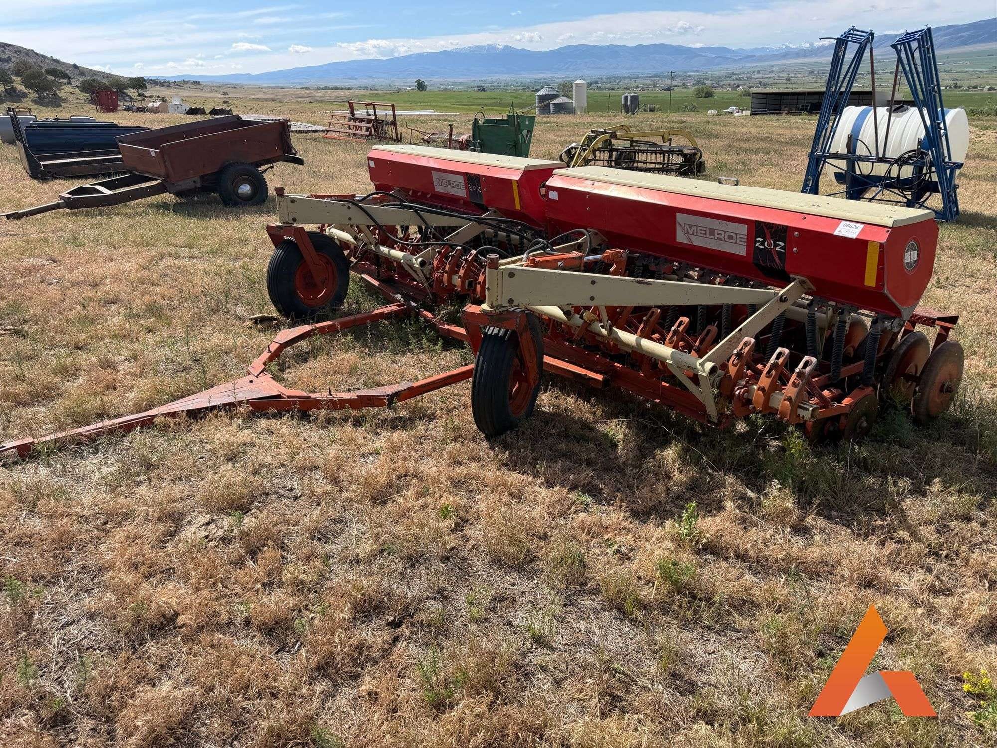 Melroe 202 Equipment Image0