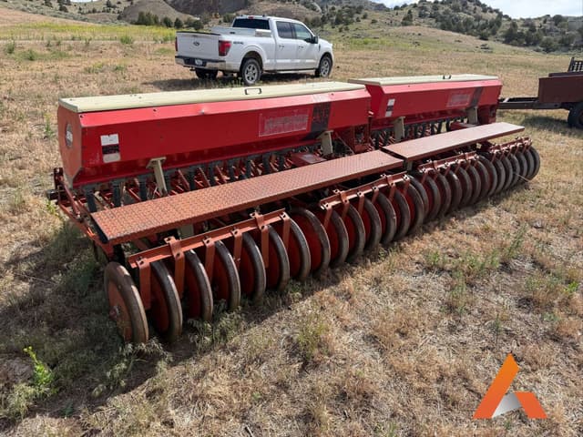Image of Melroe 202 equipment image 2