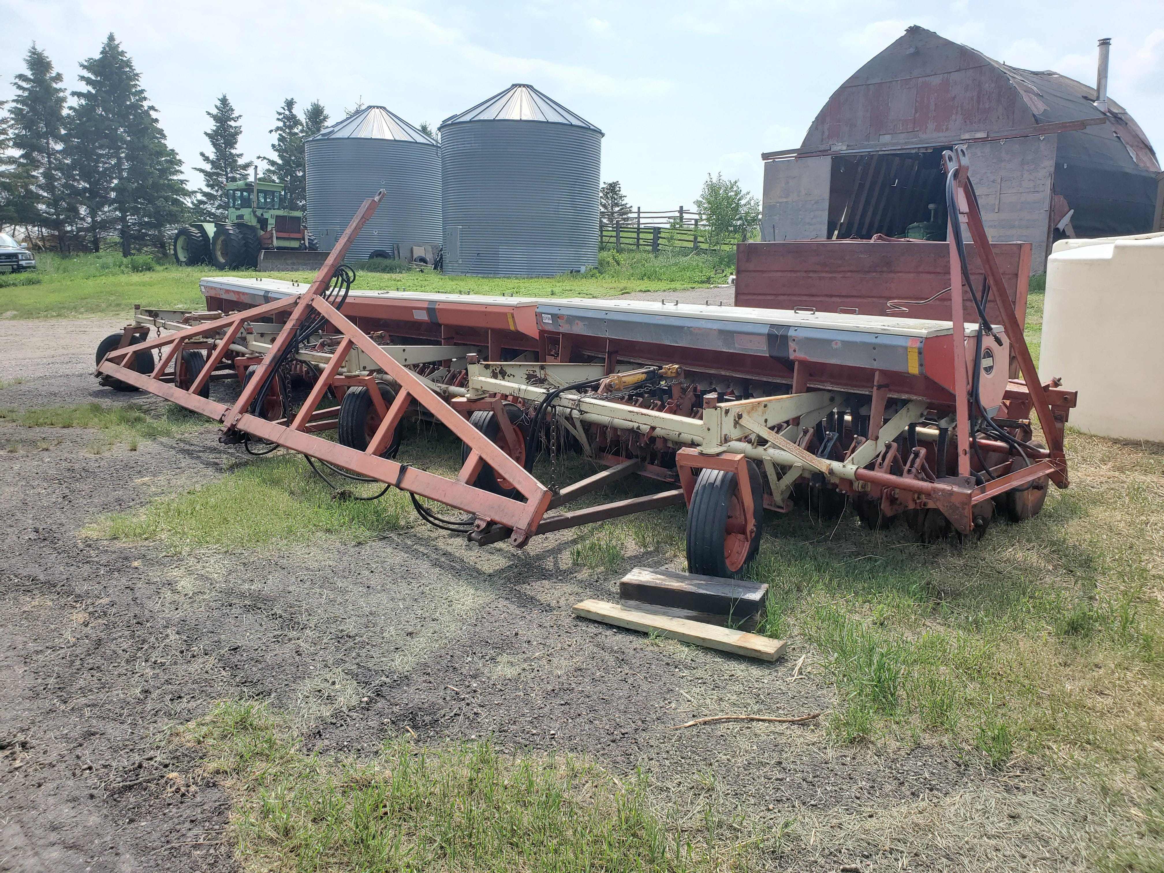 Main image Melroe 204