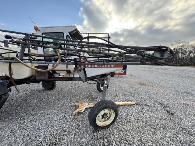 Image of Melroe 220 equipment image 4