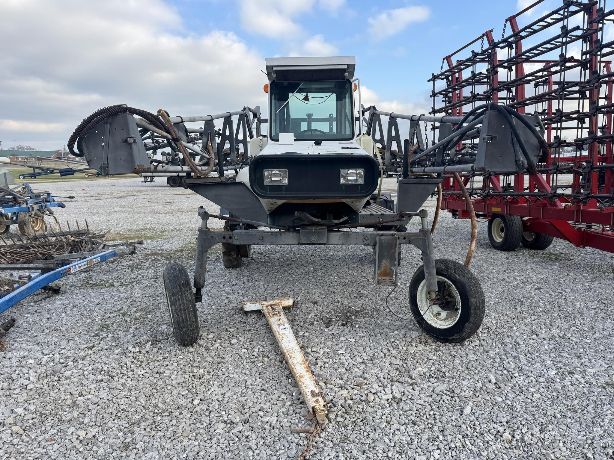 Melroe 220 Equipment Image0