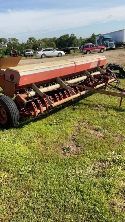 Main image Melroe 224