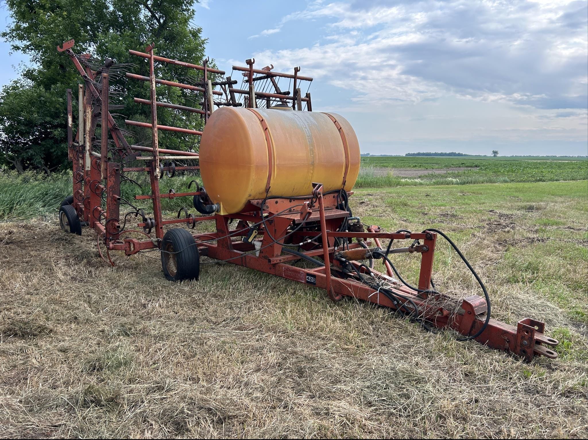 Melroe 420 Equipment Image0