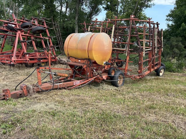 Image of Melroe 420 equipment image 2