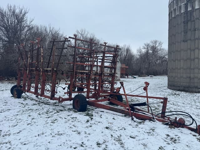 Image of Melroe 420 equipment image 3