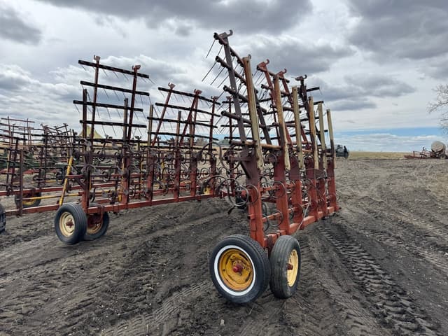 Image of Melroe 420 equipment image 4