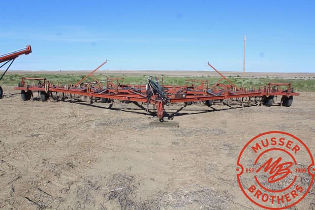 Image of Melroe 501 equipment image 1