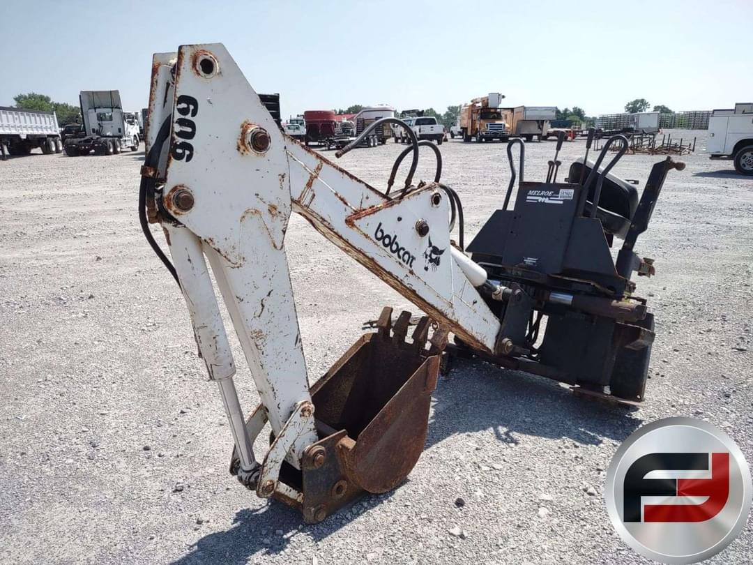Image of Bobcat 909 Primary image
