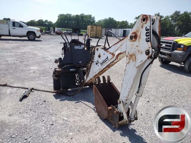 Image of Bobcat 909 equipment image 2