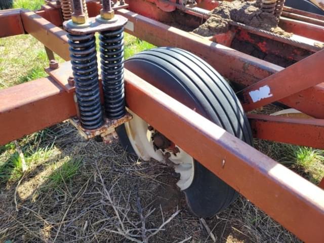 Image of Melroe 502 equipment image 4