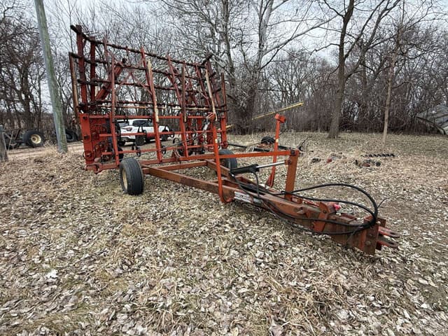 Image of Melroe 420 equipment image 1