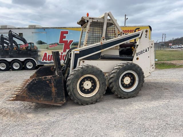 Image of Bobcat M970 equipment image 2