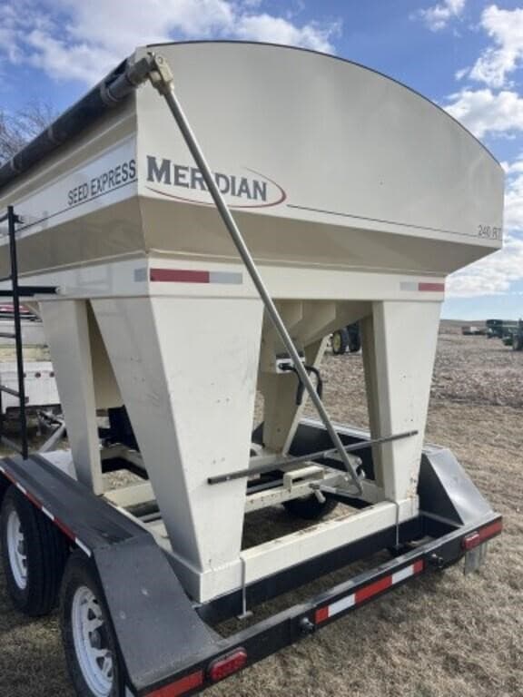 Image of Meridian 240RT equipment image 3