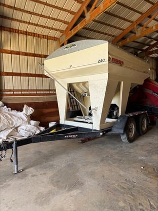 Meridian 240 Equipment Image0