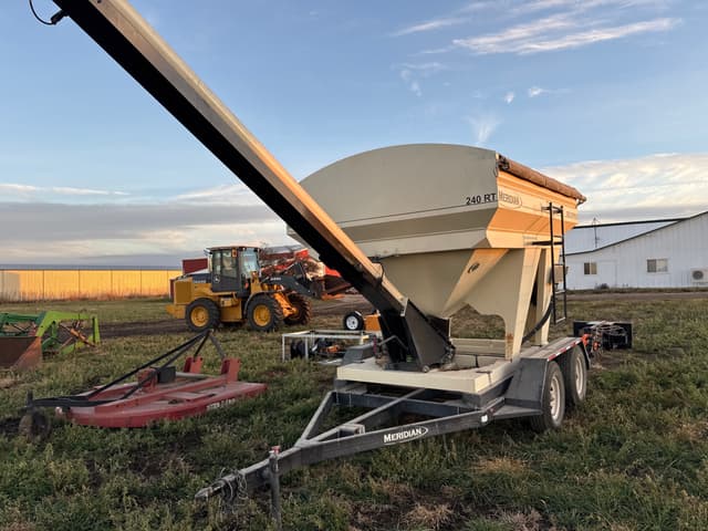 Image of Meridian 240RT equipment image 1