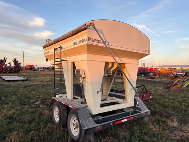 Image of Meridian 240RT equipment image 3