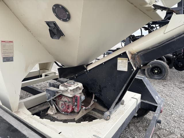 Image of Meridian 240RT equipment image 3