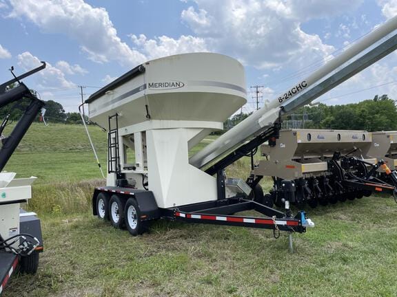 2022 Meridian 405 Equipment Image0