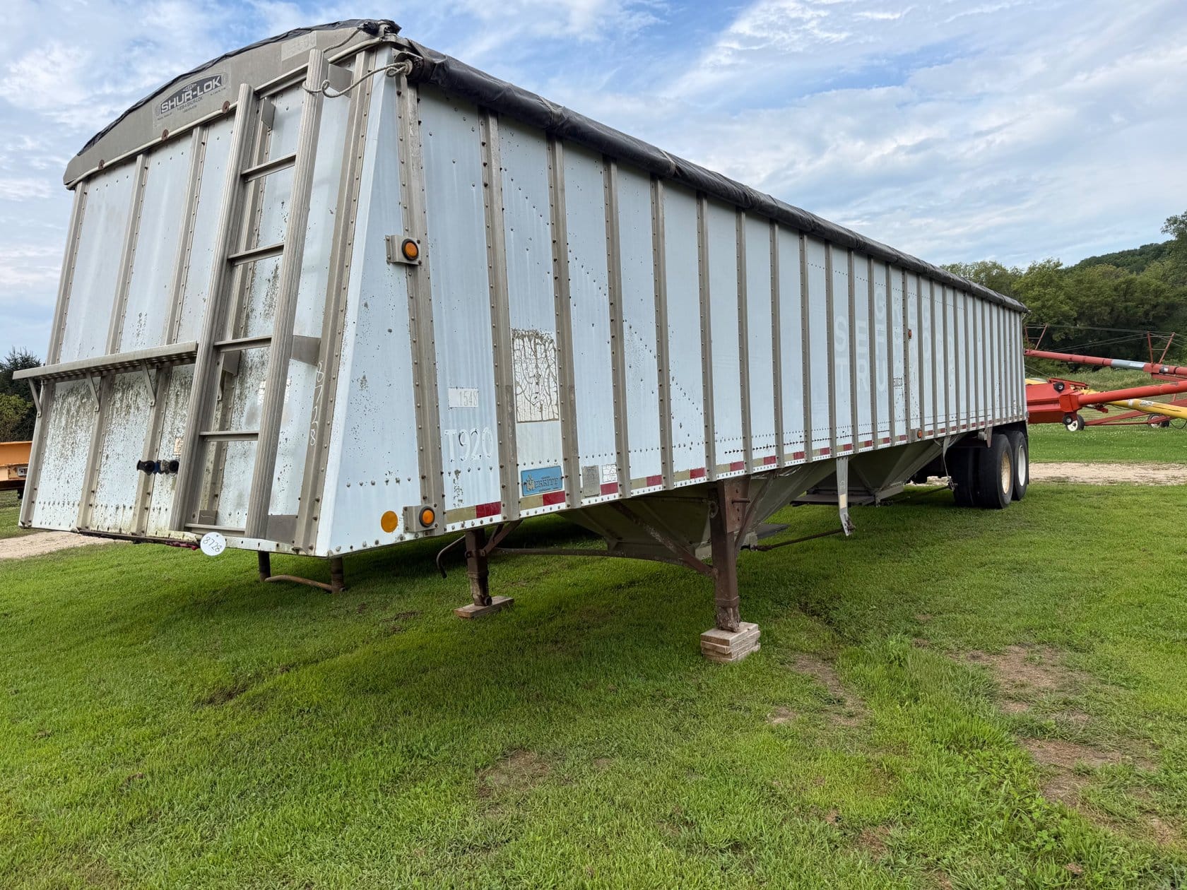 Merritt Grain Trailer Equipment Image0