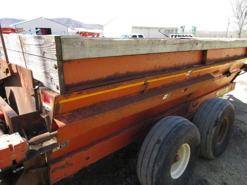 Meyer 3245 Manure Handling Manure Spreaders Dry for Sale Tractor Zoom