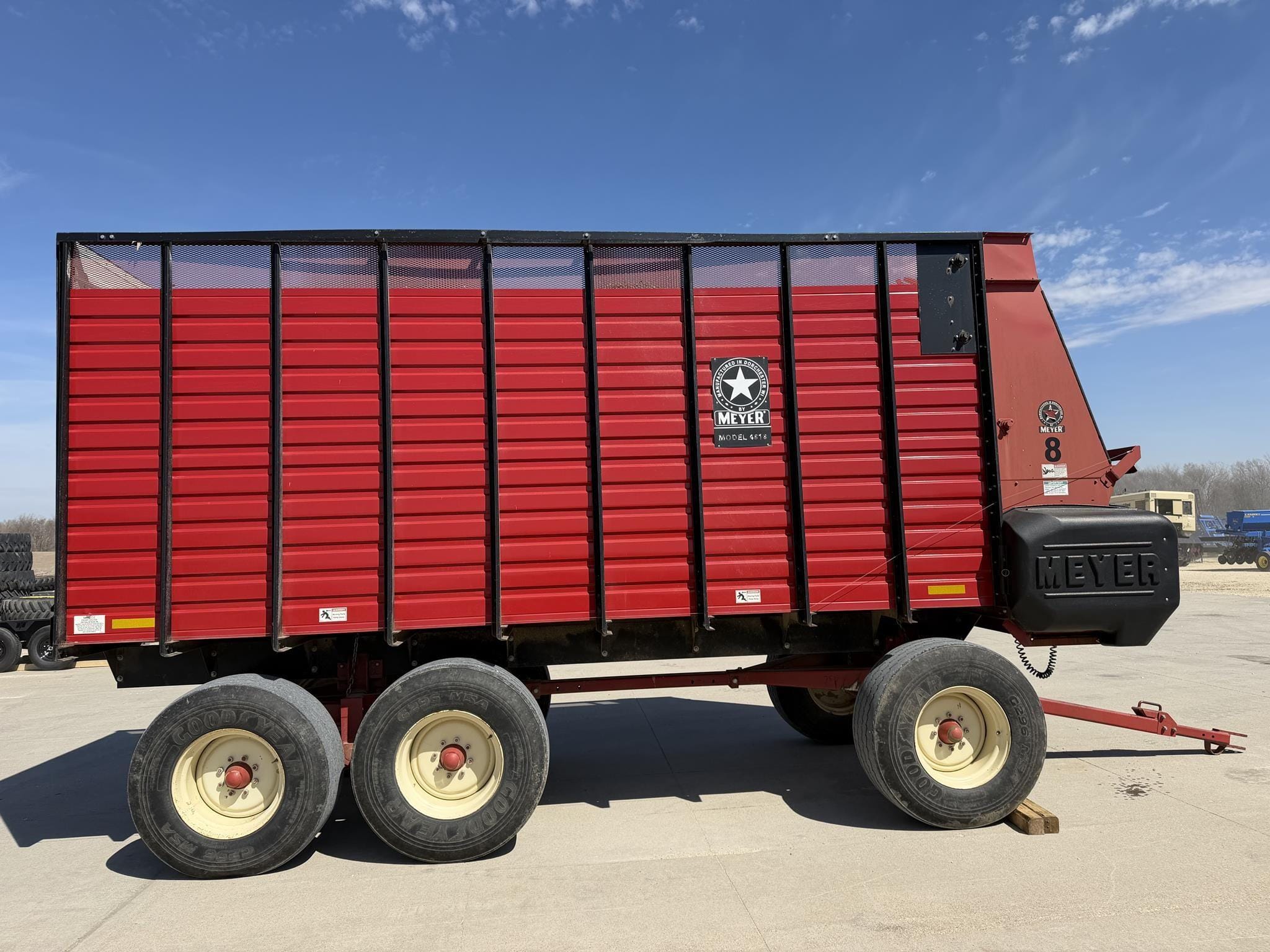 Meyer 4518 Equipment Image0