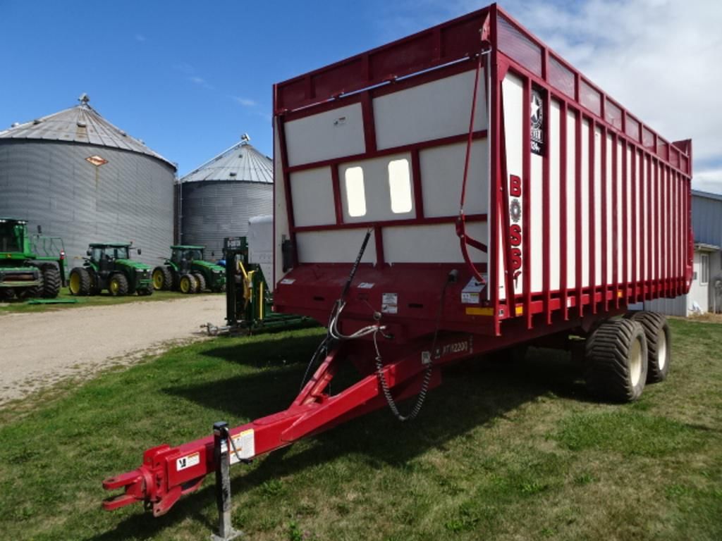 Meyer 8124RT Equipment Image0