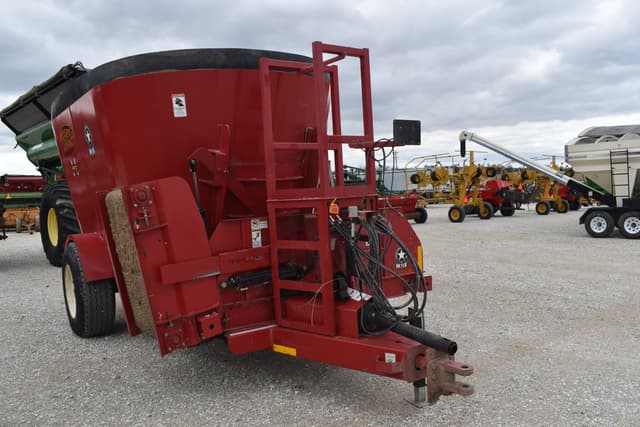 Image of Meyer F470 equipment image 3