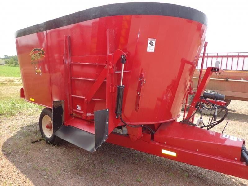 Meyer F2-585 Equipment Image0
