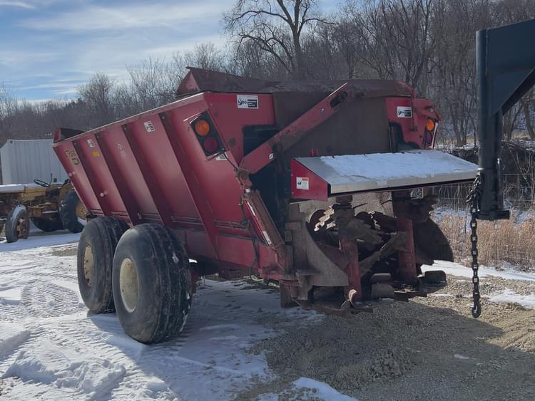 Meyer 7500 Manure Handling Manure Spreaders Dry for Sale Tractor Zoom