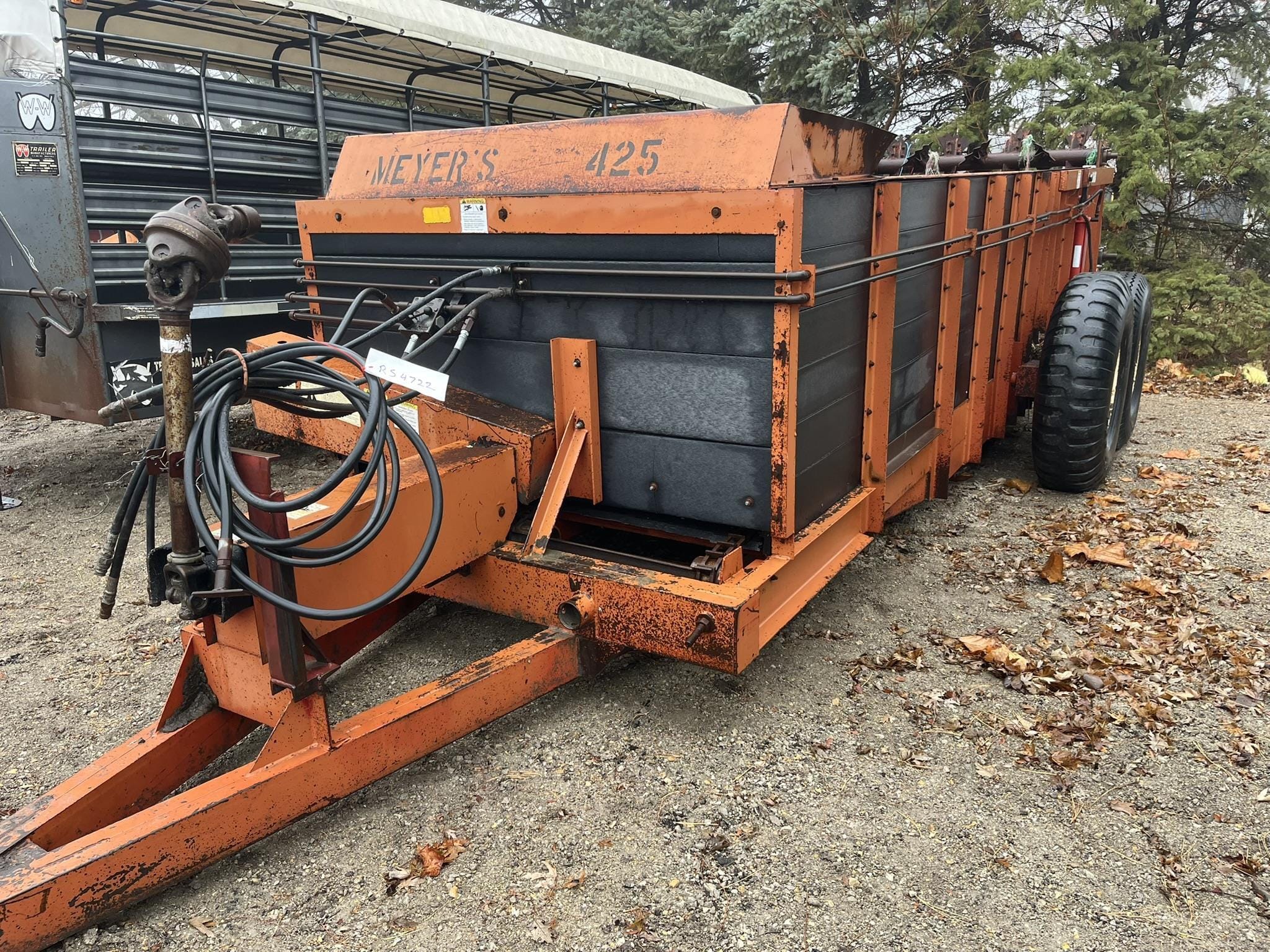 Meyer's 425 Equipment Image0