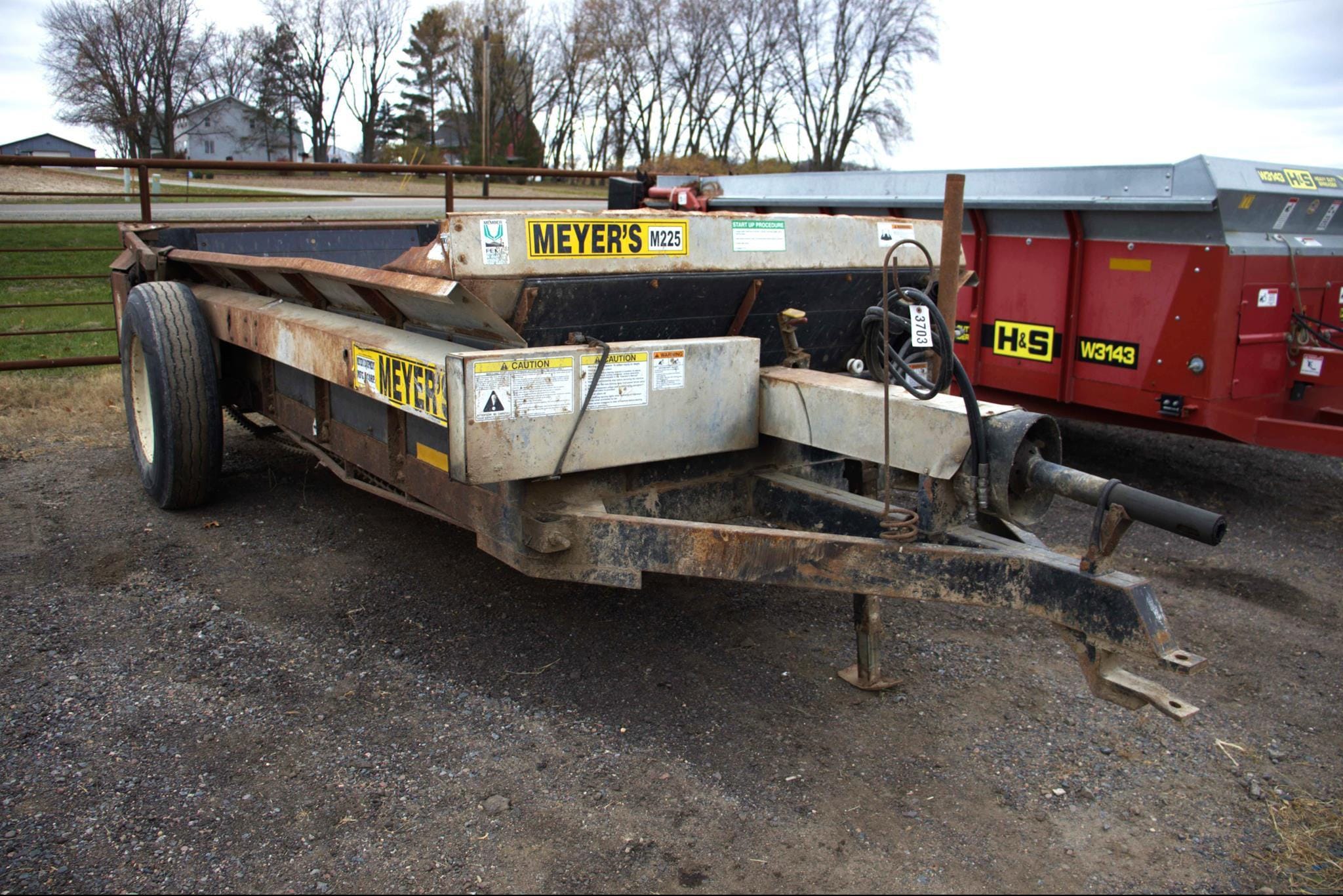 Main image Meyer's M225