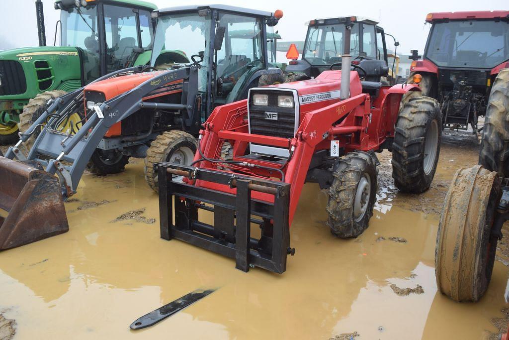 Image of Massey Ferguson 1040 Primary image