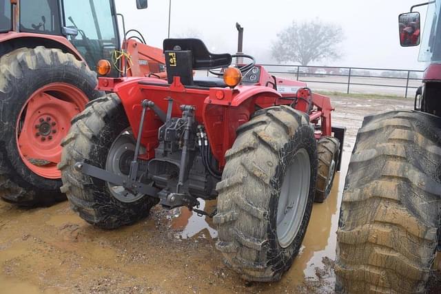 Image of Massey Ferguson 1040 equipment image 2