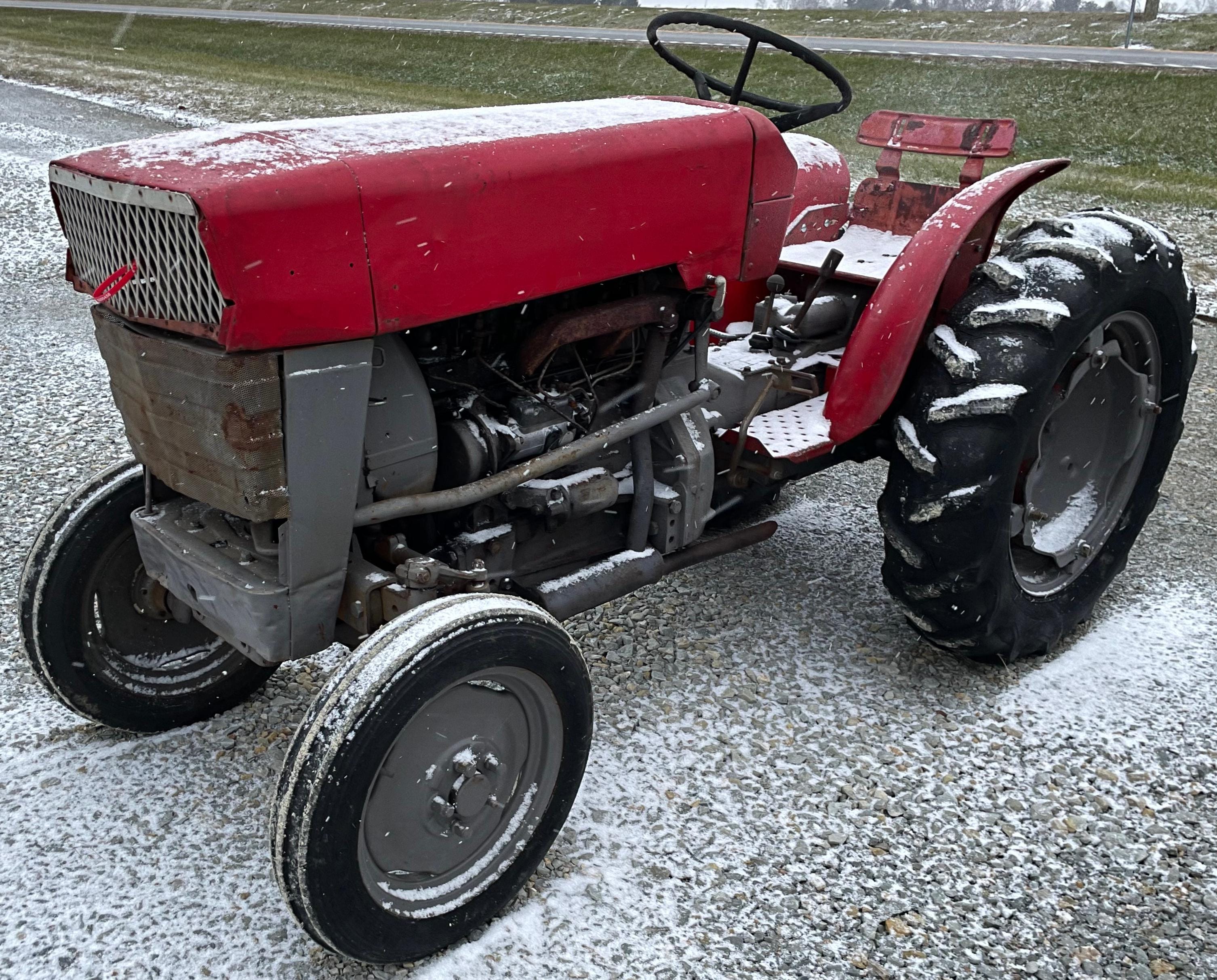 Main image Massey Ferguson 130