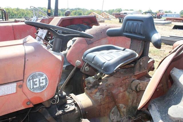 Image of Massey Ferguson 135 equipment image 4