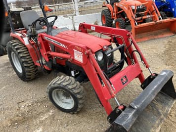Main image Massey Ferguson 1528