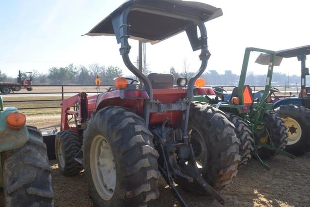 Image of Massey Ferguson 1533 equipment image 1