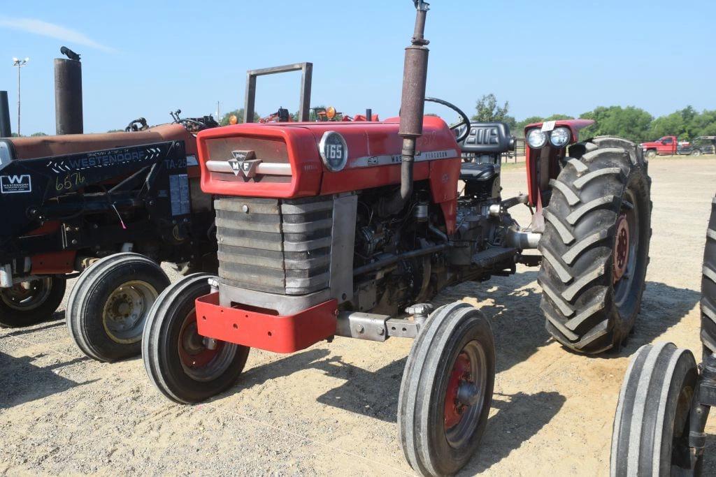 Image of Massey Ferguson 165 Primary image