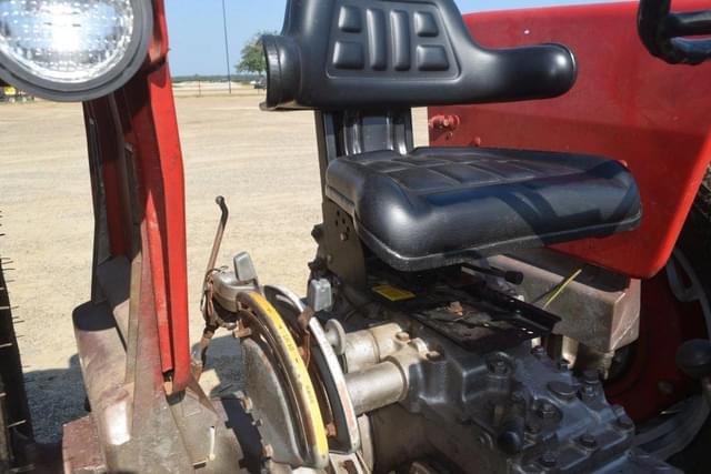 Image of Massey Ferguson 165 equipment image 4