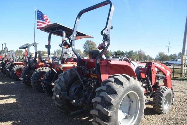 Image of Massey Ferguson 1652 equipment image 2