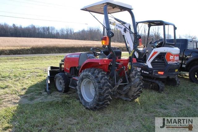 Image of Massey Ferguson 1734E equipment image 2