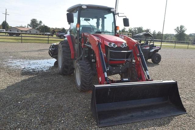 Image of Massey Ferguson 1750M equipment image 3