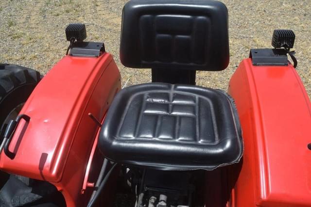 Image of Massey Ferguson 210 equipment image 4