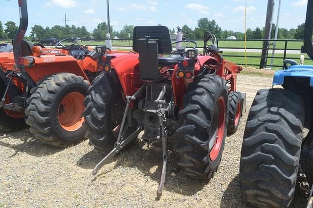 Image of Massey Ferguson 210 equipment image 2