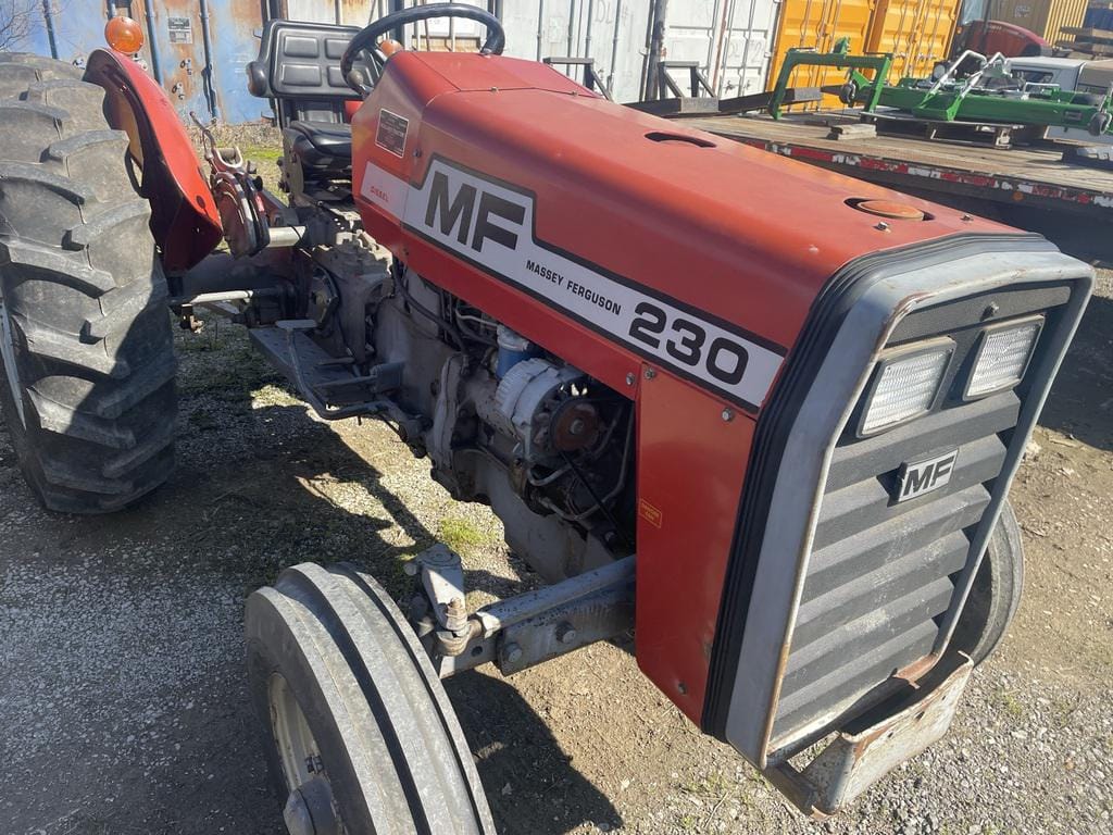 Main image Massey Ferguson 230