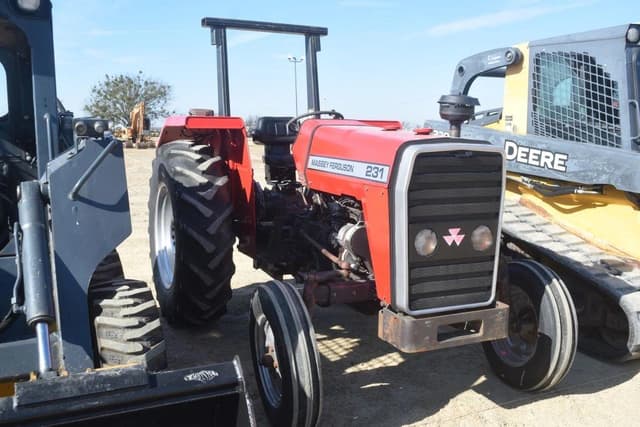 Image of Massey Ferguson 231 equipment image 3