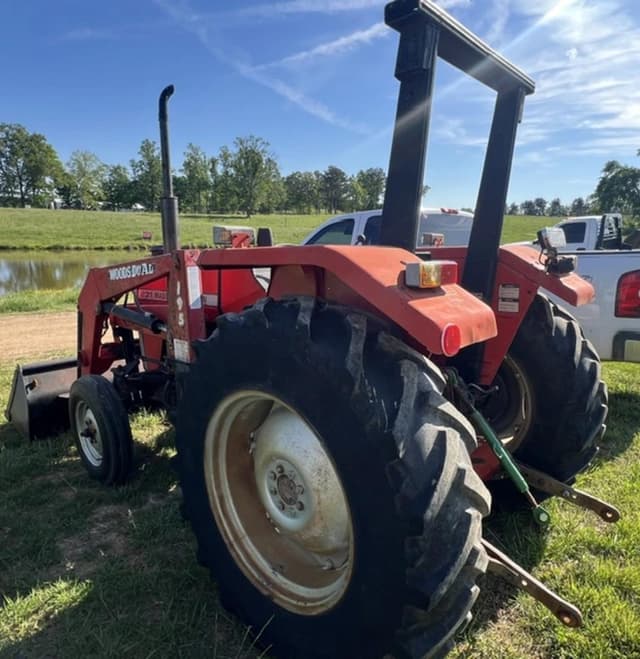 Image of Massey Ferguson 231 equipment image 2