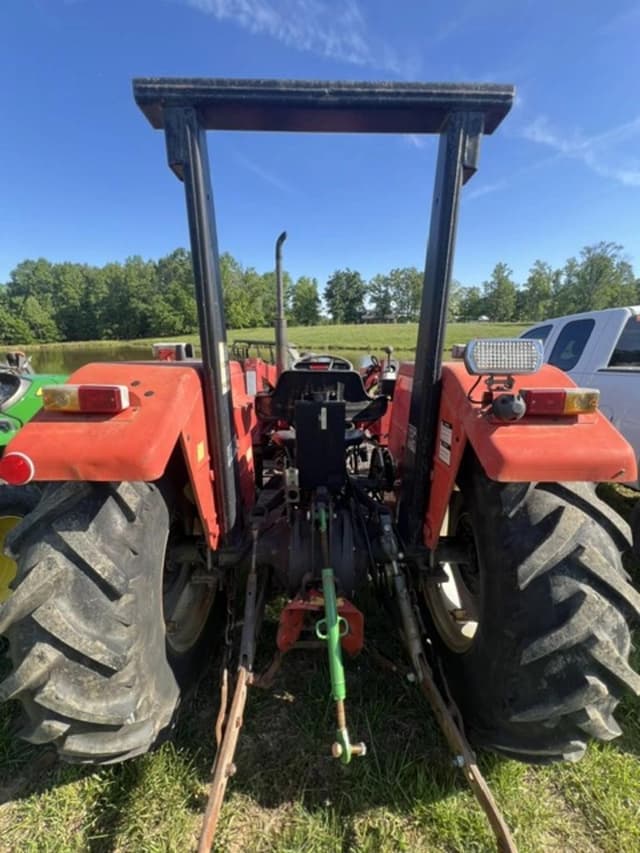 Image of Massey Ferguson 231 equipment image 4