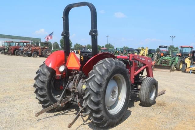 Image of Massey Ferguson 240 equipment image 2